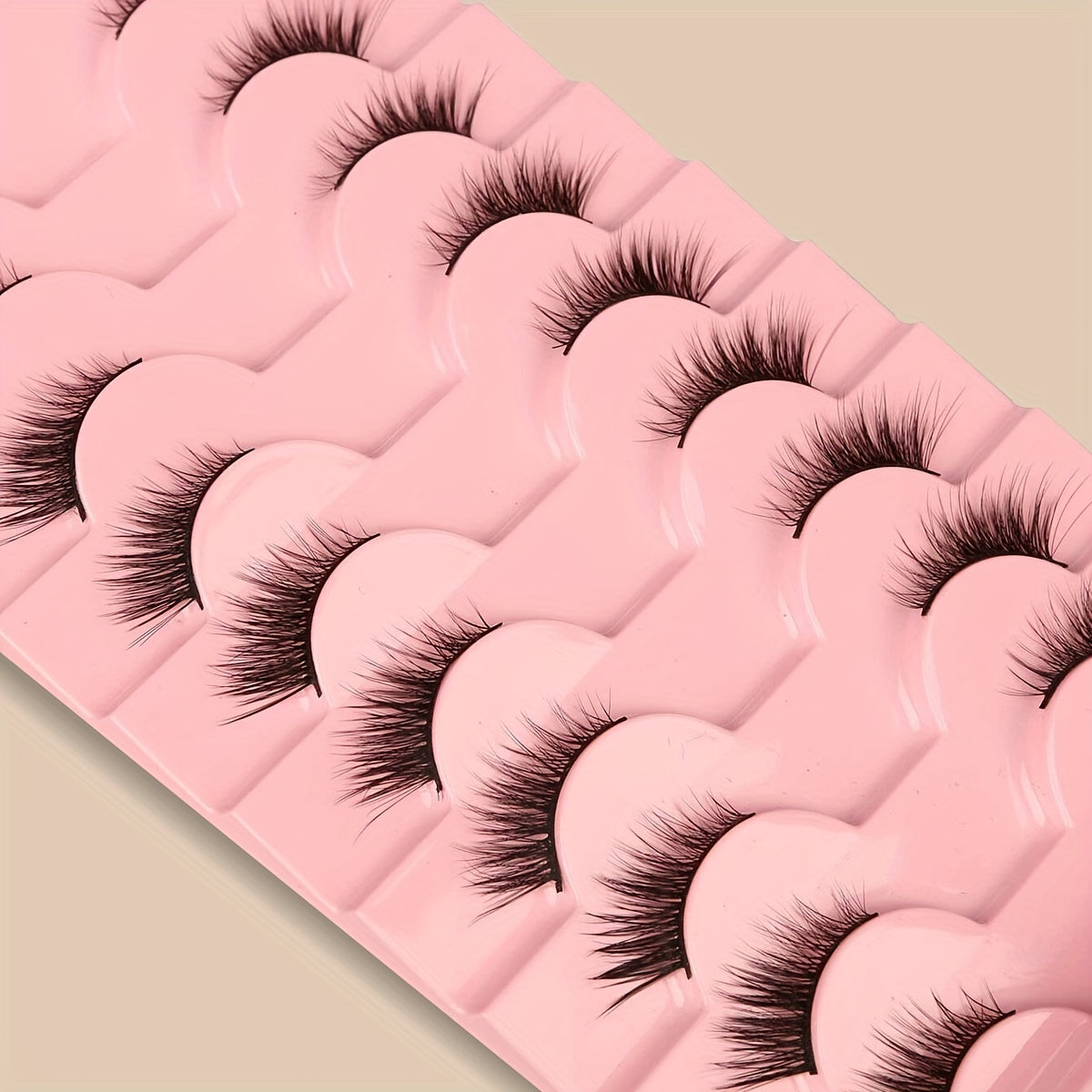 Fluffy Cat-Eye Lashes